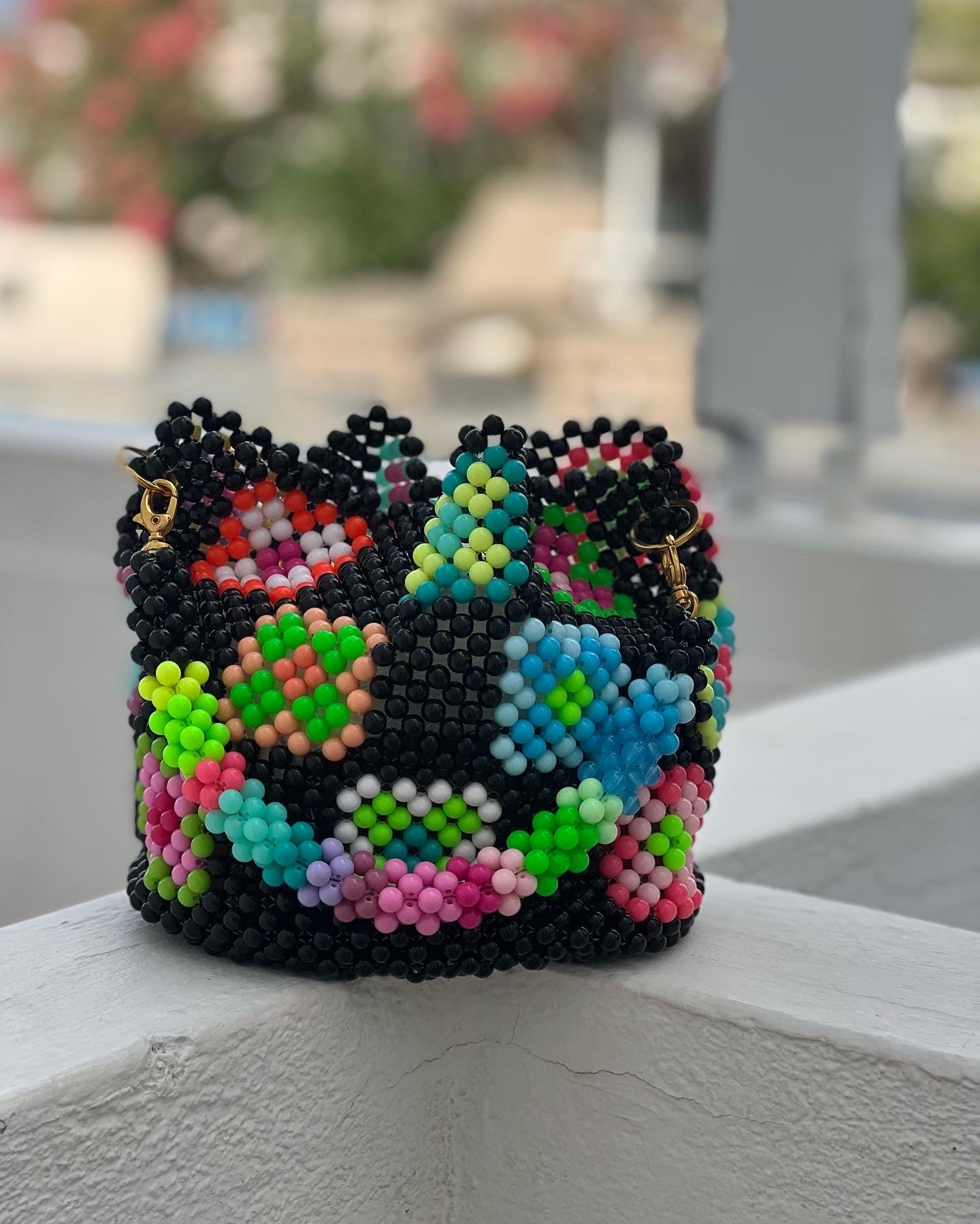 Beads bag crochet black